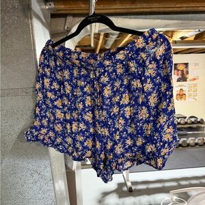 American Eagle Floral Blue Women's Shorts